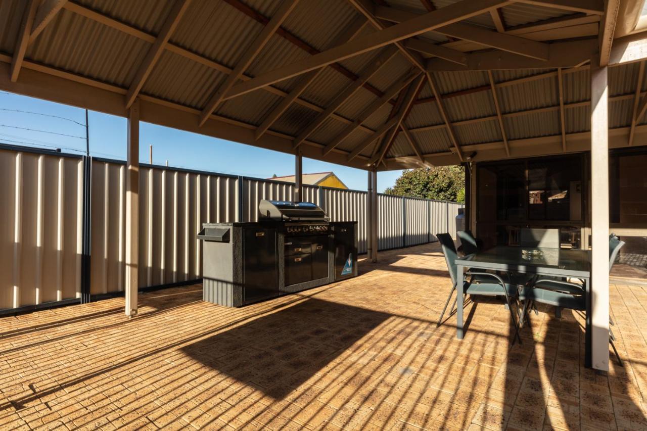 Sails Geraldton Accommodation Buitenkant foto